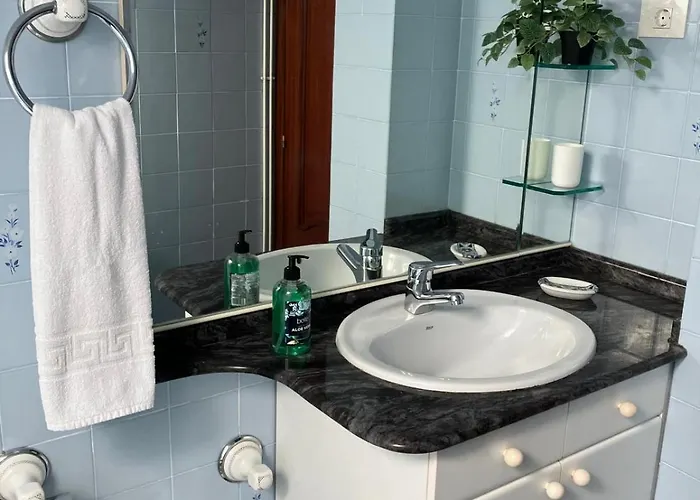 Duplex 122m2, 4 Dormitorios, 2 Banos Completos, Wifi 1gb Mundaca