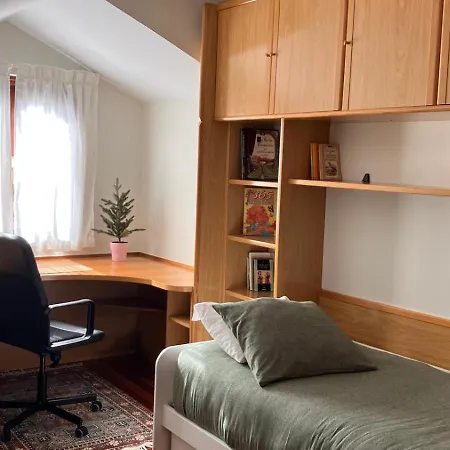 Duplex 122m2, 4 Dormitorios, 2 Banos Completos, Wifi 1gb Mundaka