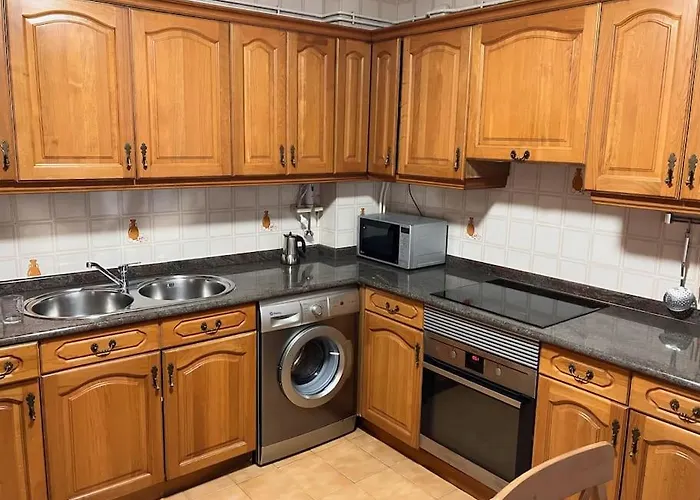 Duplex 122m2, 4 Dormitorios, 2 Banos Completos, Wifi 1gb Mundaka